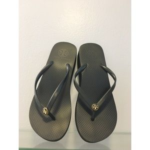 Tory Burch Flip Flops Size 7